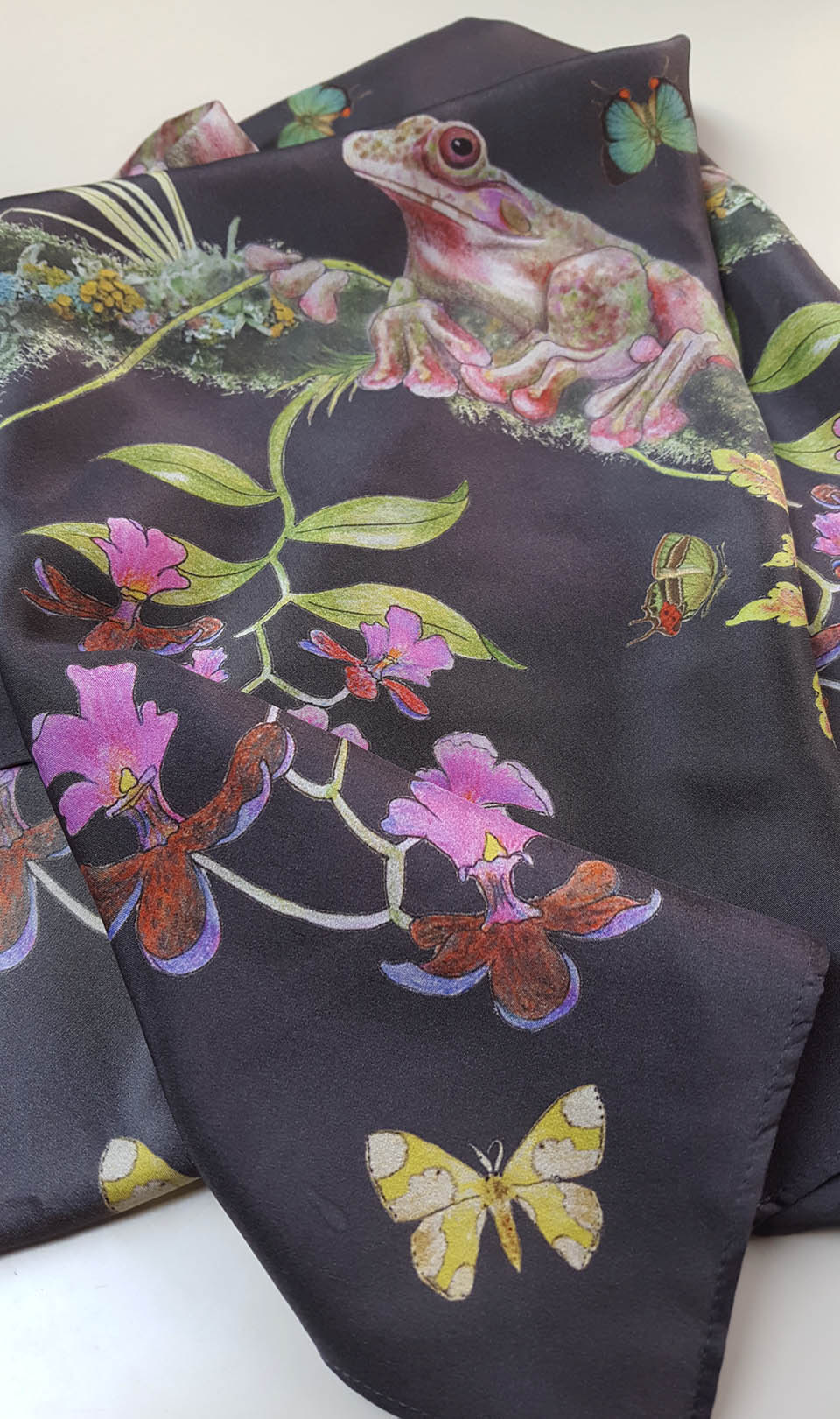 treefrogscarfdetail
